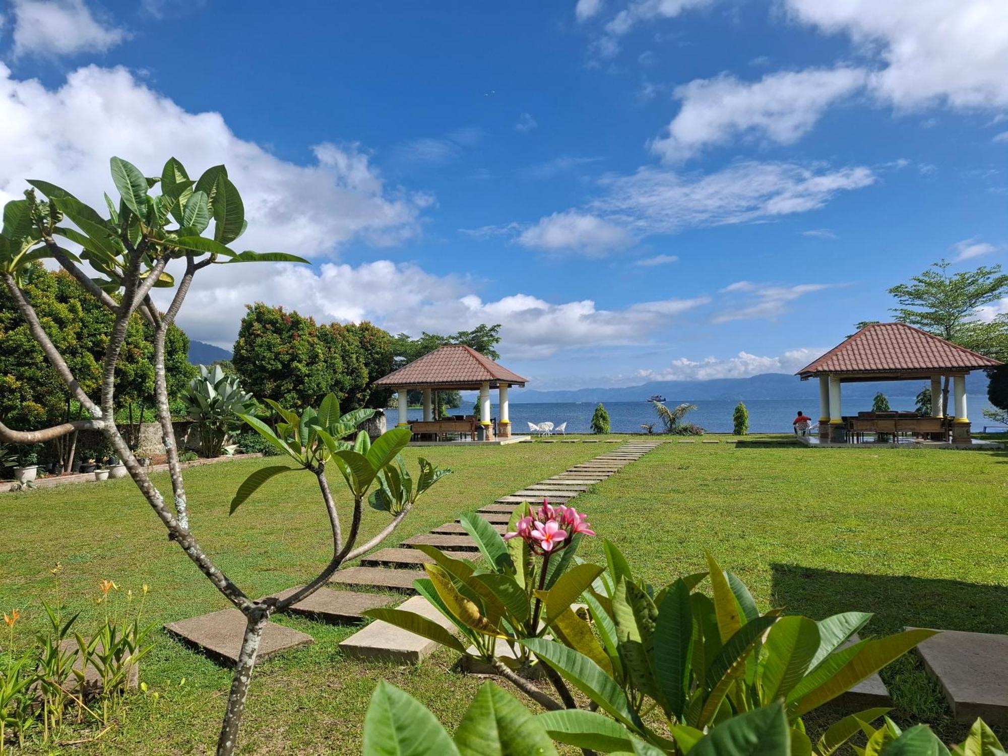 Juma cottages Tuktuk Siadong Exterior foto