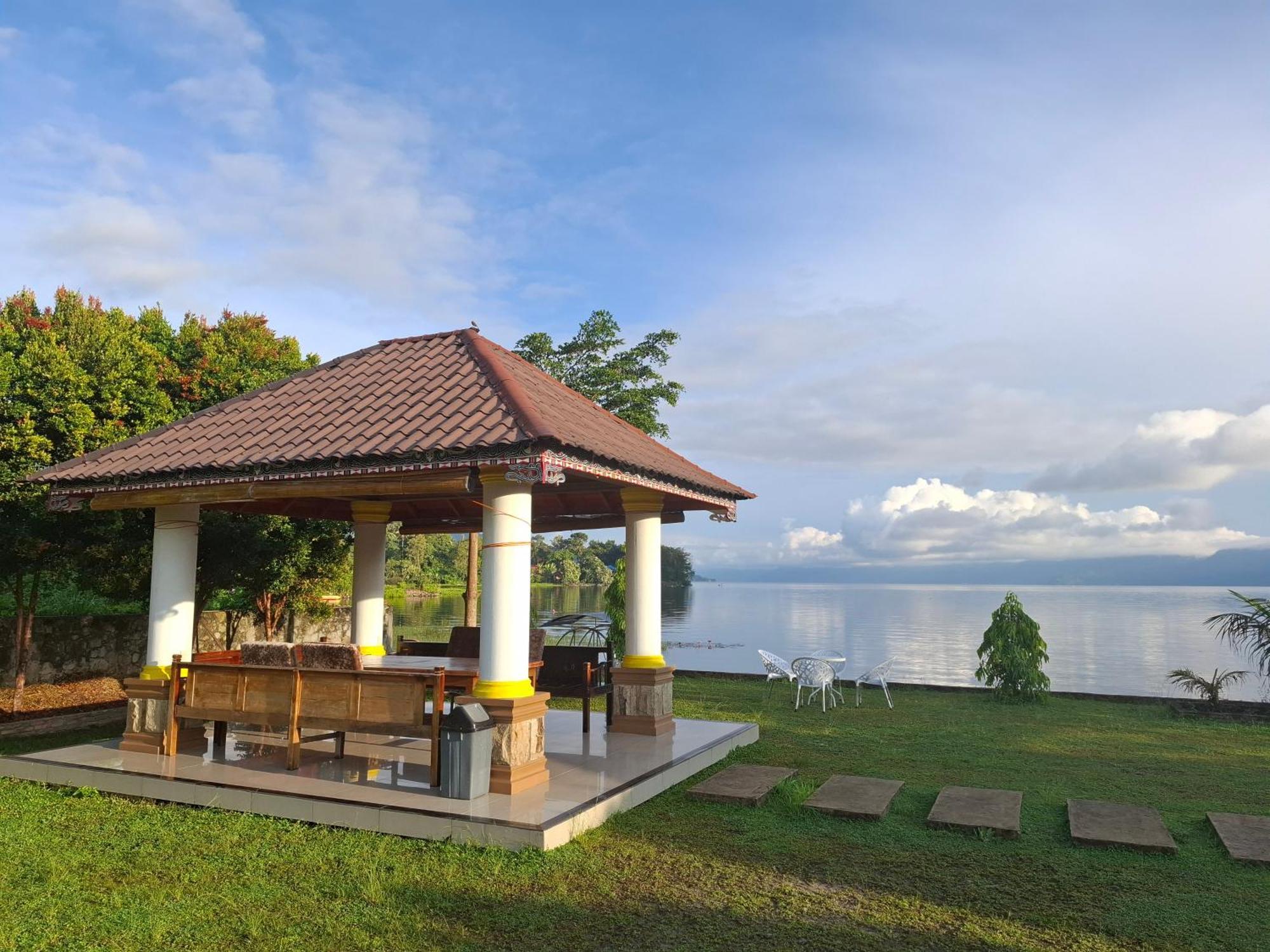 Juma cottages Tuktuk Siadong Exterior foto