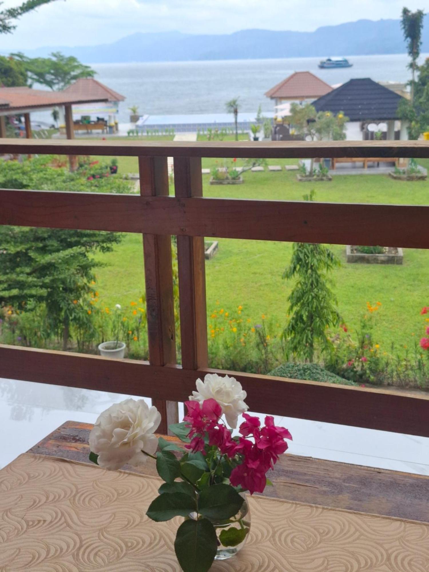Juma cottages Tuktuk Siadong Exterior foto